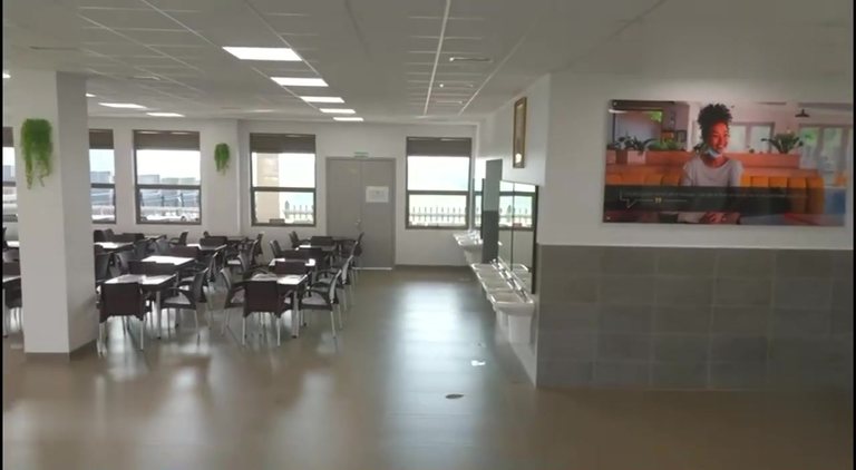La salle de lecture de la bibliothèque